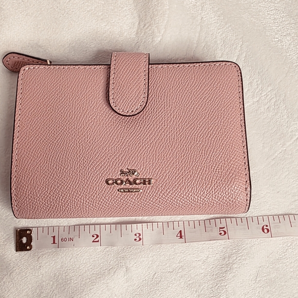 Coach Blush Pink Leather Wallet - Picture 7 of 7